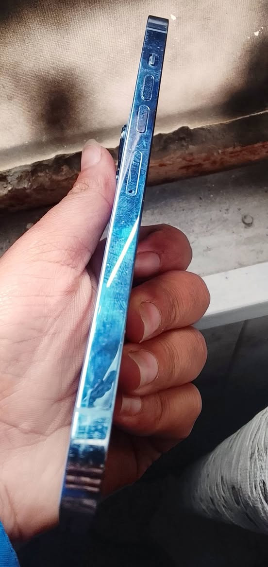 ايفون 13برو ماكس
جهاز نضيف مامفتوح ابد شرق اوسط بي بس كسر بلضهر فقط بطاريه 77البلاديه. ذاكره 256

سعره 550 قفل العنوان تنومه

***********
