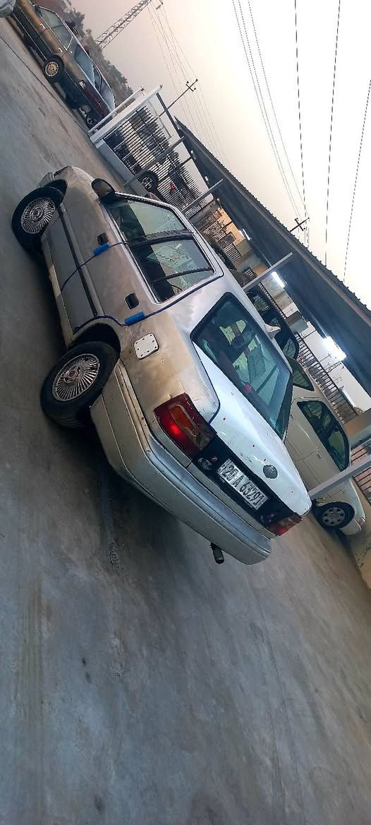 سياره للبيع نوع هوندى الاكسله موديل ٩٣ رقم ديالى رقم دورلي تحويل مباشر سنويته ل٣١ كير مكينته شرط تبريد تدفأئه كهرباياته فول صدر جديد تخم تاير مسجل سماعت اربع سياره خير من الله غرفته تخبل ترايك وين ميعجبك السعر ٢٨ وبيها مجال للطيبين ***********
