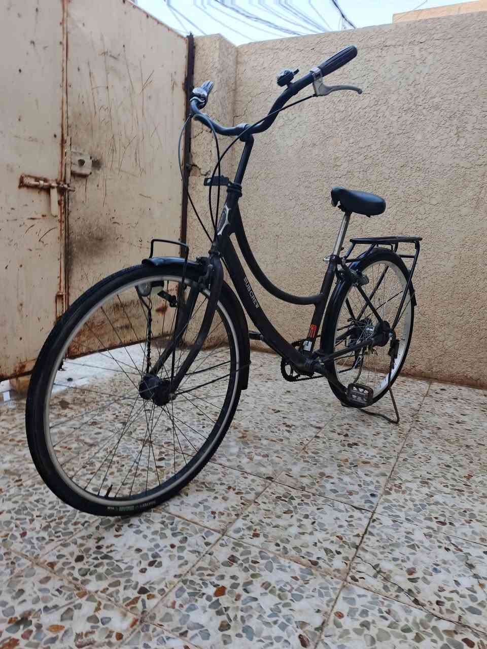 السلام عليكم عندي بايسكل عارضة للبيع  حجمة ٢٦ ياباني  بناتي لون  بيتنجاني


**إذا كنت صاحب هذا الإعلان وتريد حذفه لأي سبب، رجاءا أرسل رسالة إلى الدعم الفني**