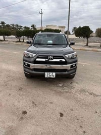 للبيع تويوتا فوررنرموديل 22 السياره ليمتد 7راكب فورويل السياره كلين مك...