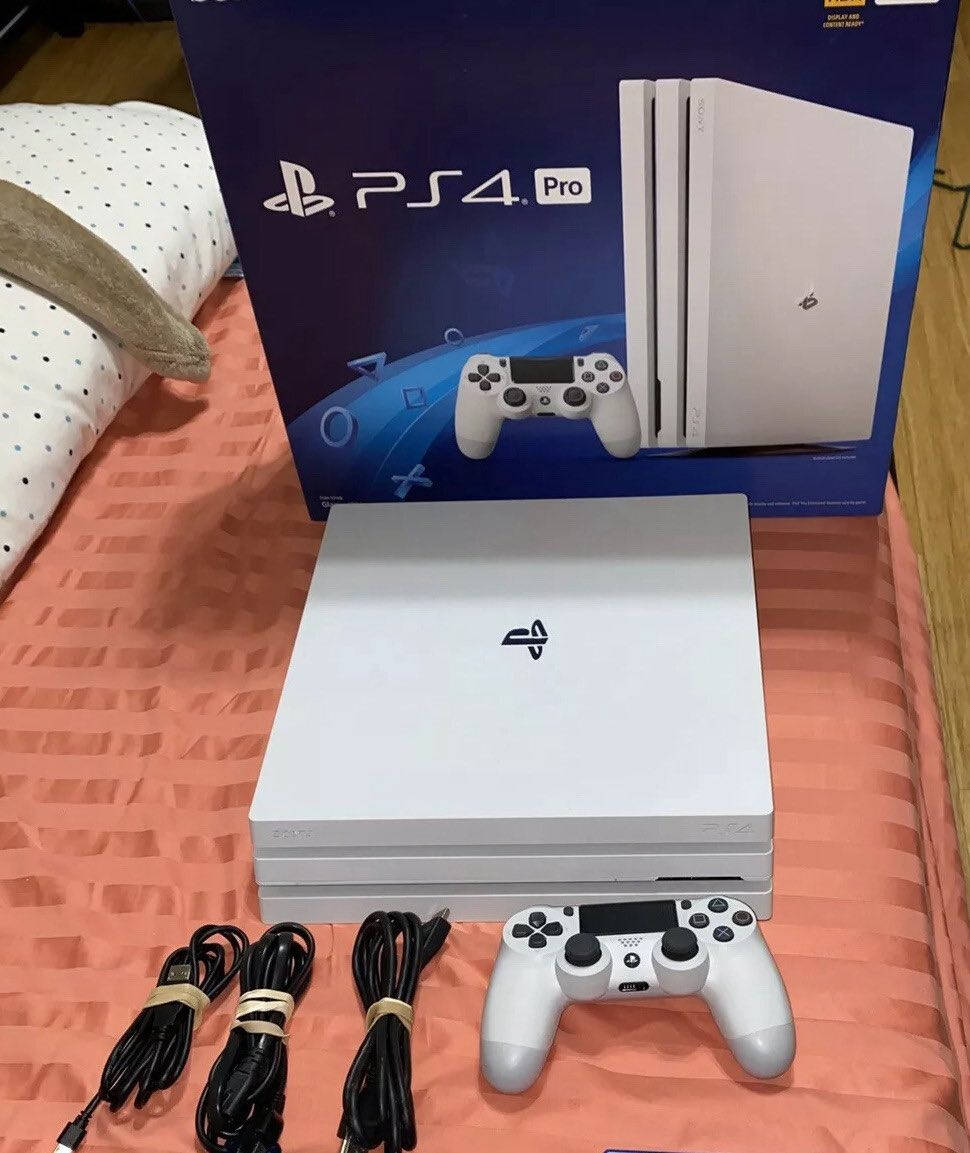 PS4pro 
وياه بلاس 3 اشهر + UBS + العاب مثل fc وهواي العاب بي  عنواني ديالى وملحقاته كامله 3   جويستكات وياه وسعر 🔥
الجهاز امريكي يعني لا ياباني ولا صيني واذا انت دور جهاز كامل ويشغل
4k الجهاز معروض لحك عليه لان كامل مكمل بس تربط. وتلعب


**إذا كنت صاحب هذا الإعلان وتريد حذفه لأي سبب، رجاءا أرسل رسالة إلى الدعم الفني**