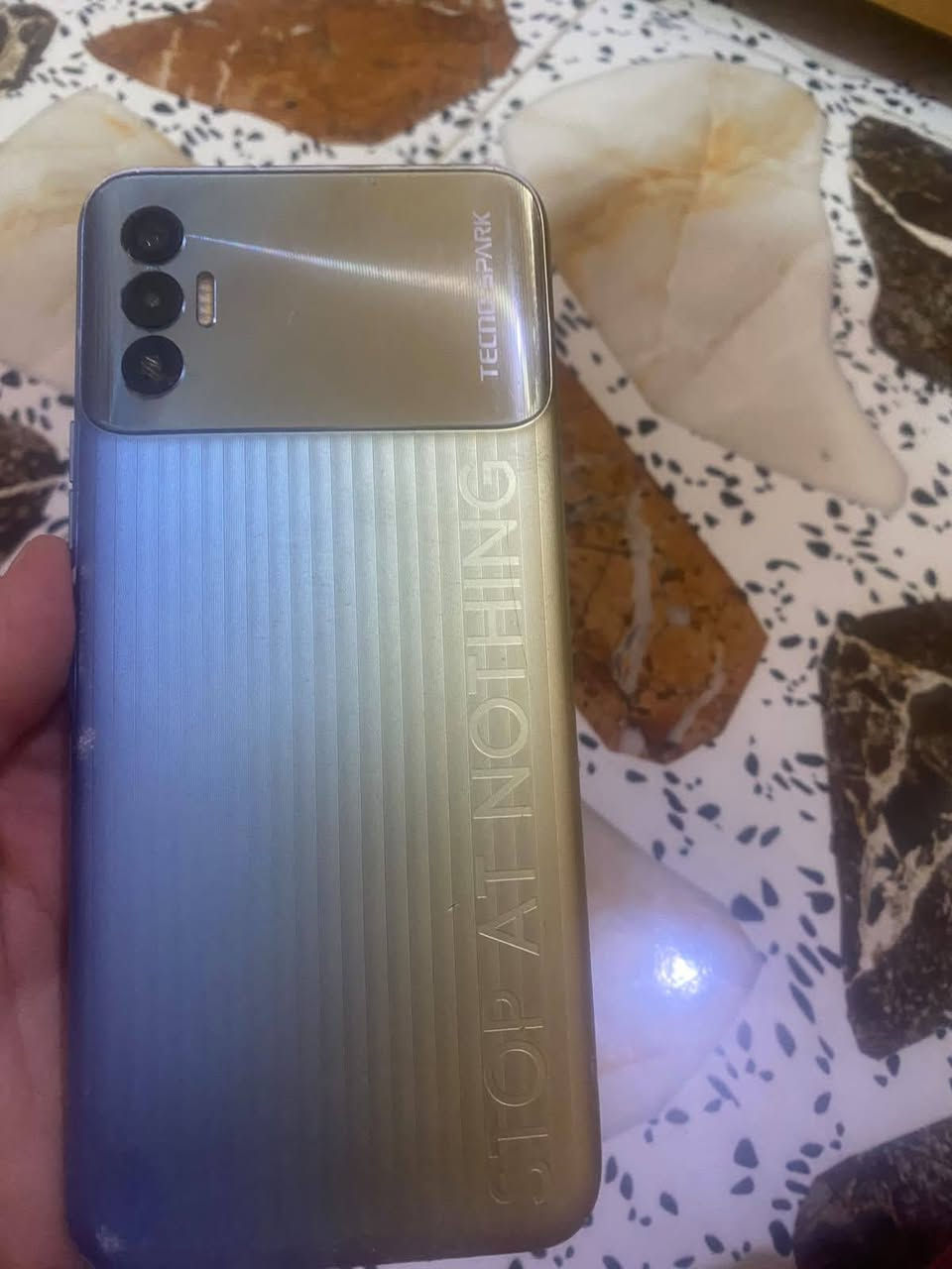 تليفون TECNO SPARK 8P كلشي ممبدل بي فقط رايدا مراوس بايفون سبعه لْـۆ ثمانيه التليفون ذاكرته 128 بس مراوس نرييدا


**إذا كنت صاحب هذا الإعلان وتريد حذفه لأي سبب، رجاءا أرسل رسالة إلى الدعم الفني**