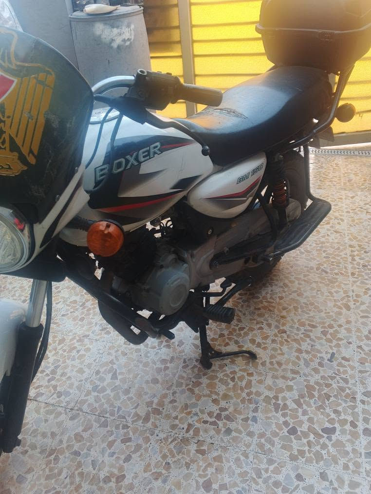 🏍️ دراجة بوكسر للبيع 🏍️
​الموديل: 2020
​الوكيل: السيد خلدون
​السعر: مليون وربع (1,250,000 دينار عراقي)
​ملاحظة: السعر بيه مجال (قابل للتفاوض)، والتواصل على الخاص عمارة, ميسان


**إذا كنت صاحب هذا الإعلان وتريد حذفه لأي سبب، رجاءا أرسل رسالة إلى الدعم الفني**