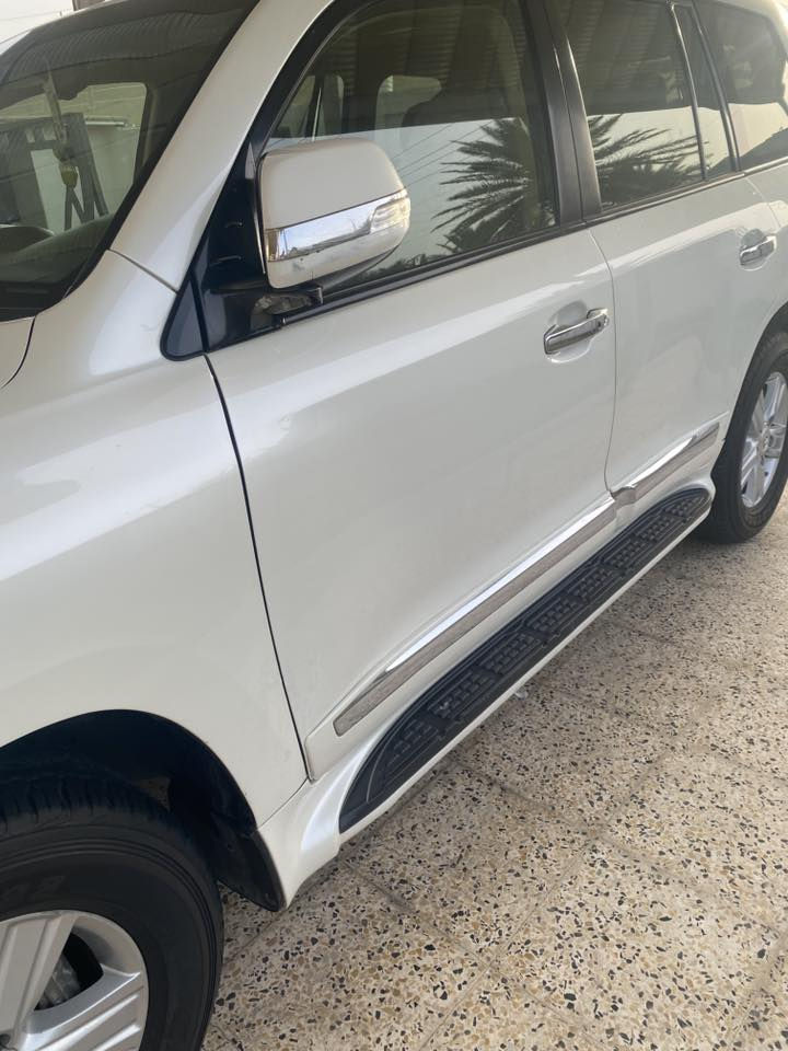 ‏‎سلام عليكم 💛 
 للبيع فقط 
لاندكروز 🔥 2012 🚀 GXR
فول مواصفات 1/1 💯 :
1- فتحة 🕳️
2- بصمة 🔐
3- محرك وكير كفالة 
4- حساس خلفي وامامي 🎶🔊
5- ثلاجة 🥶
6- 2 كراسي كهرباء ⚡
10- 8  ايرباك 
11-دفع رباعي 🎮
12- رقم بغداد بسمي
حجم المحرك: 4000 ✅ 
معروفة موصفات الفطيم فول 
ملاحظة / السيارة   بيها جملغ مبدل لين قديم بي بارد مو حلو وبدلاته✅  
  تخم تاير حدادية تبريد جاهزة من كلشي مابيها اي نقص 
بأسمي شخصياً  تحويل مباشر  
ماشي ١٤٣حقيقي 
🟩 السعر المطلوب(315$)💸وبيها مجال
‏ ( ‭***********   
بغداد المحمودية
