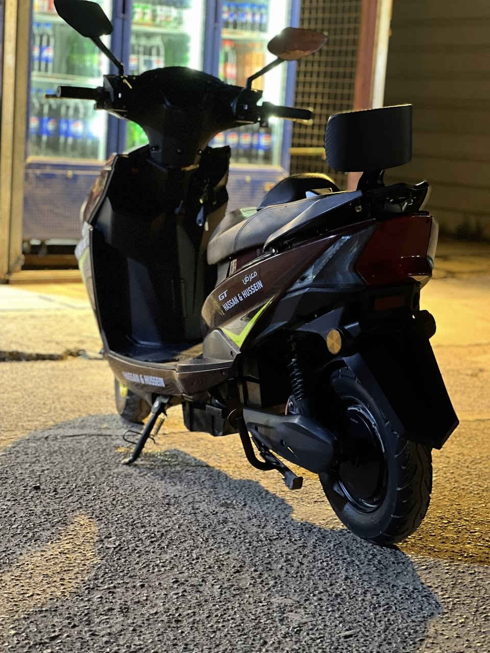 سلام عليكم
للبيع🔥 
دراجه شحن سكنس نوع GT🔥
موديل 2025 ✅
6 بطاريات كبار دبل 🔋
سرعه 85 حقيقي+بل شحنه الوحده 70km 🔥
شاحنه الاصليه GT 🔌🔥
دبل اشاره+اشاره يمنه يسره خلفي امامي❤️‍🔥
عالي ناصي زنون 🔥❤️‍🩹
اناره خلفيه+اناره جانبيه🔥
دبل هورن يعني دكمتين مال هورن يمنه ويسره+هورن بوش 🤣🔊
ستاند صفح+ستاند تعليك 🔱
زوج مري رياضي 🔥
تجوه سايق+تجوه خلفيه ✅
الدراجه من معرض حسن وحسين معروفه دراجاتهم شنو السكنس ال GT🔥✅
بيها طن مواصفات 🔥

الدراجه سويجين+بصمتين🔥
ستيرن ينقفل🔥🔐

سبب البيع اخويه عمره 14 سنه واخذتها حتى يروح بيها للمدرسه ويرجع لاكن ميعرف ايسوق واخاف عليه لان الدراجه سريعه وجبيره

سعر الدراجه 600 
استفسار 
خاص متوفر 
واتساب متوفر 
رقم متوفر 
***********
