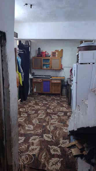 السلام عليكم يبت للبيع مساحه 80متر طابو زراعي

واجهت 8 والنزول 10 يحتوي على 3غرف +الاستقبال يبعد عن التبليط الرئيسي٢٥ متر مكان البيت شارع الجواهري قرب اسواق حسون  البيت طابو زراعي سند ٢٥     السعر ٤٨ 
رقم ***********
