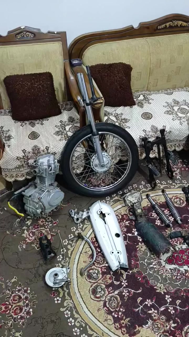 اسلام عليكم غراض دراجه للبيع كلمن وسعرهه شراي يراسني خاص وبخدمته مكاني ناصريه مركز هاذ رقمي ***********
