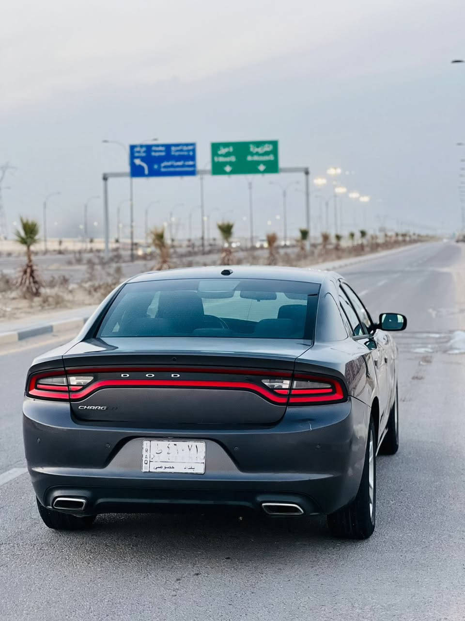 سلام عليكم سياره جارجر للبيع مديل 2015 معلايه 2016 سياره جاهزه من كلشي تخم تاير جديد دواخل اسود ورد أمريكي سياره بيه باب تبديل ايمن وبارد بل جملغ لايمن فقط 

هاذا رقم ‭٠٧٧٦ ٠٧٤ ٤٤٦٤‬

لمو شراي لا تعبني 💁🏻
