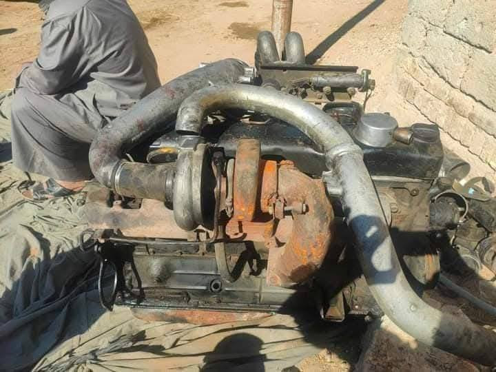 سلام عليكم مكينه مال فوزة 15سوبردبل خنارة كايمه للبيع مكان ديوانيه السعر7وراق تصال***********
