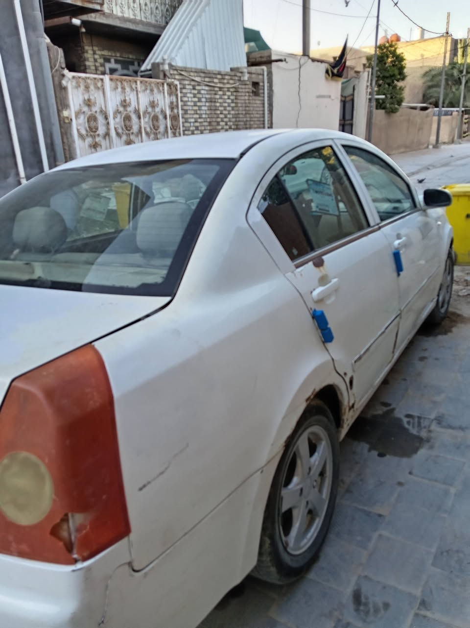 شيري A5 للبيع السعر ٢٧ وبيه مجال لشراي السياره محوره مكينه وگير كرونه ١٨٠٠ رقم نجف باسمي مكاني كوفه حي المتنبي للاستفسار اكثر اتصل ***********
