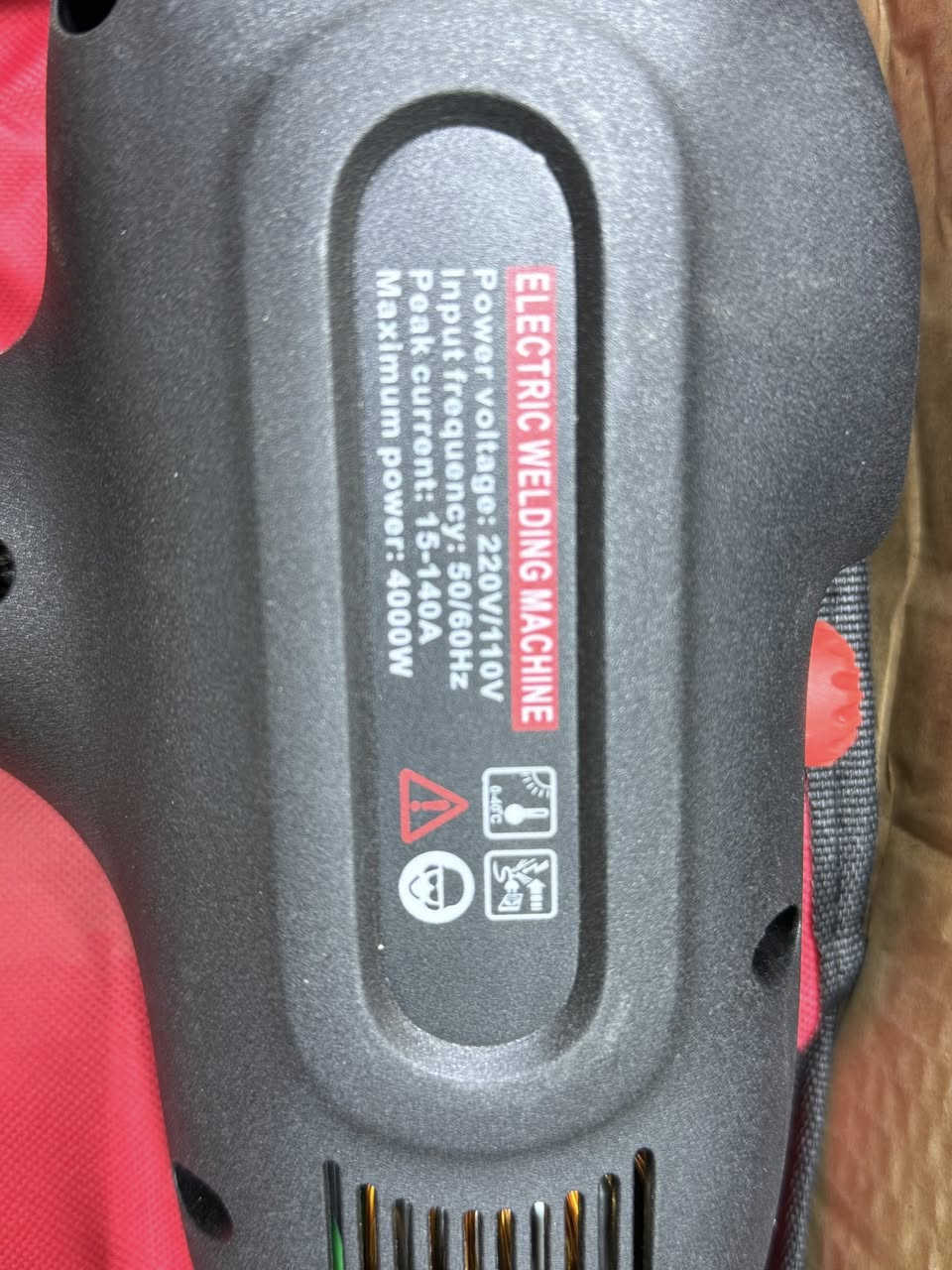 مكينة لحيم ٢٢٠ فولت ٤٠ الف


**إذا كنت صاحب هذا الإعلان وتريد حذفه لأي سبب، رجاءا أرسل رسالة إلى الدعم الفني**