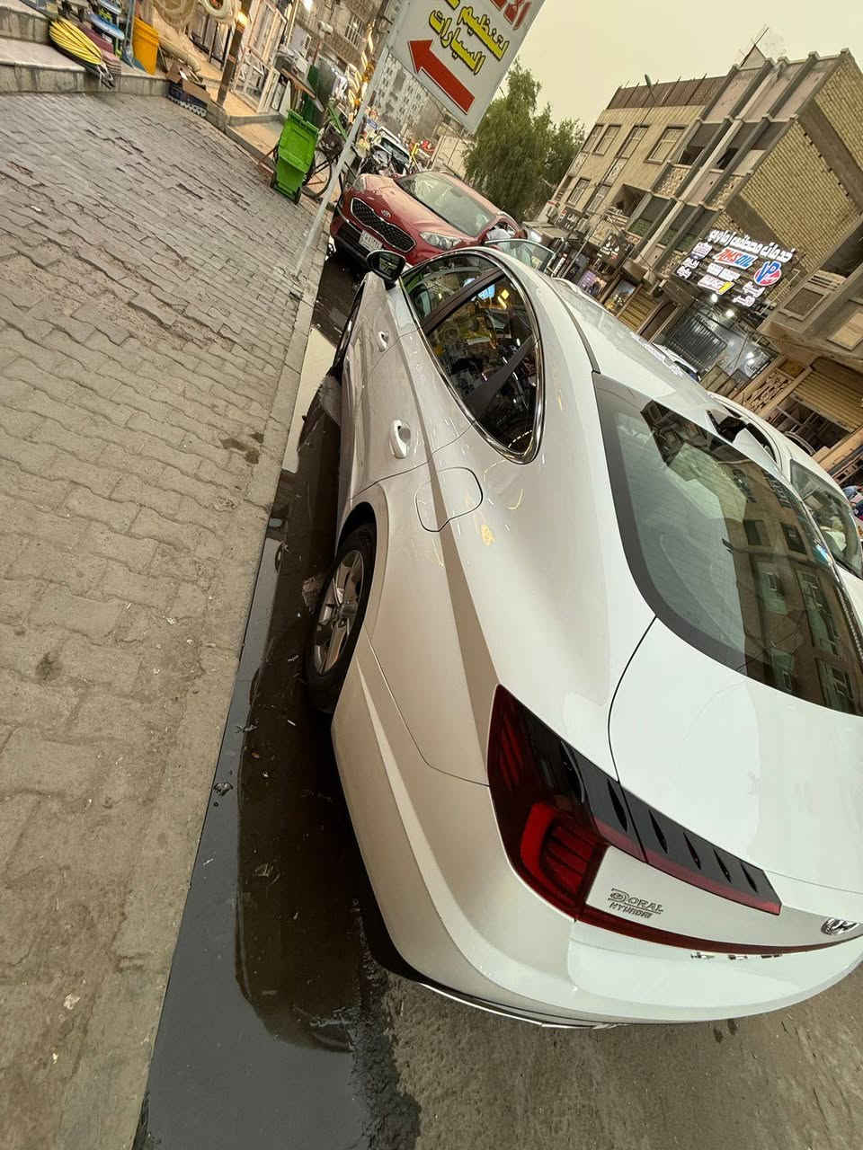 سلام عليكم سوناتا 2021 للبيع صور حادثها موجودة سياره بأسمي رقم اربيل السعر 153 وبيها مجال مكاني بغداد الشعب شارع الصحه للاستفسار الاتصال عالرقم *********** للبيع فقط
