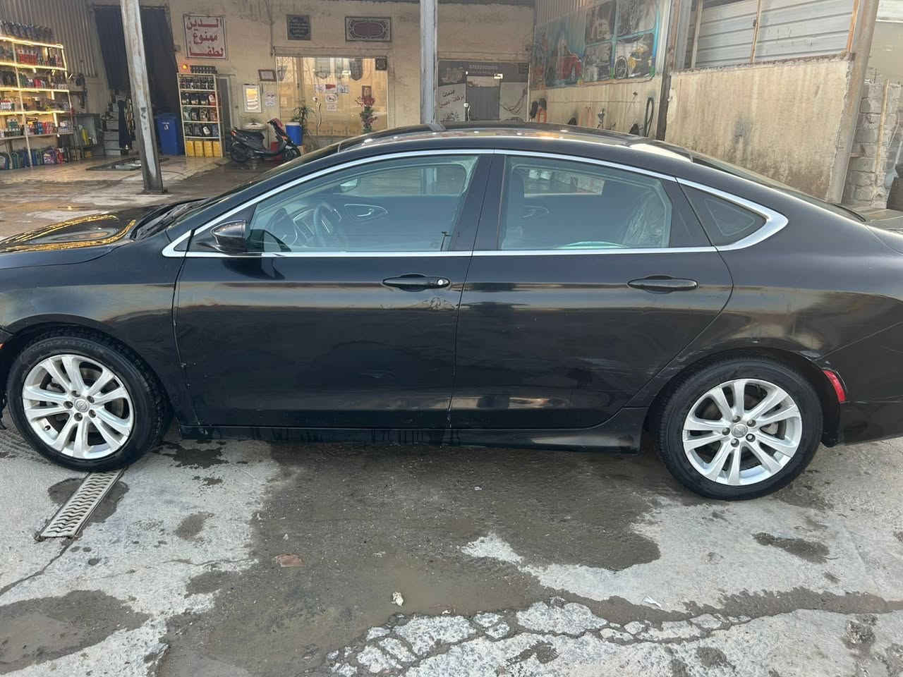 كرايسلر2015‏c200 للبيع رقم ذي قار حره  بسمي بيها تبديل جاملغ امامي ايسر  وجاملغ خلفي  صبغ  ماشيه70 مكاني ناصريه مركز السعر95بيها مجال قليل للاستفسار الاتصال***********8
