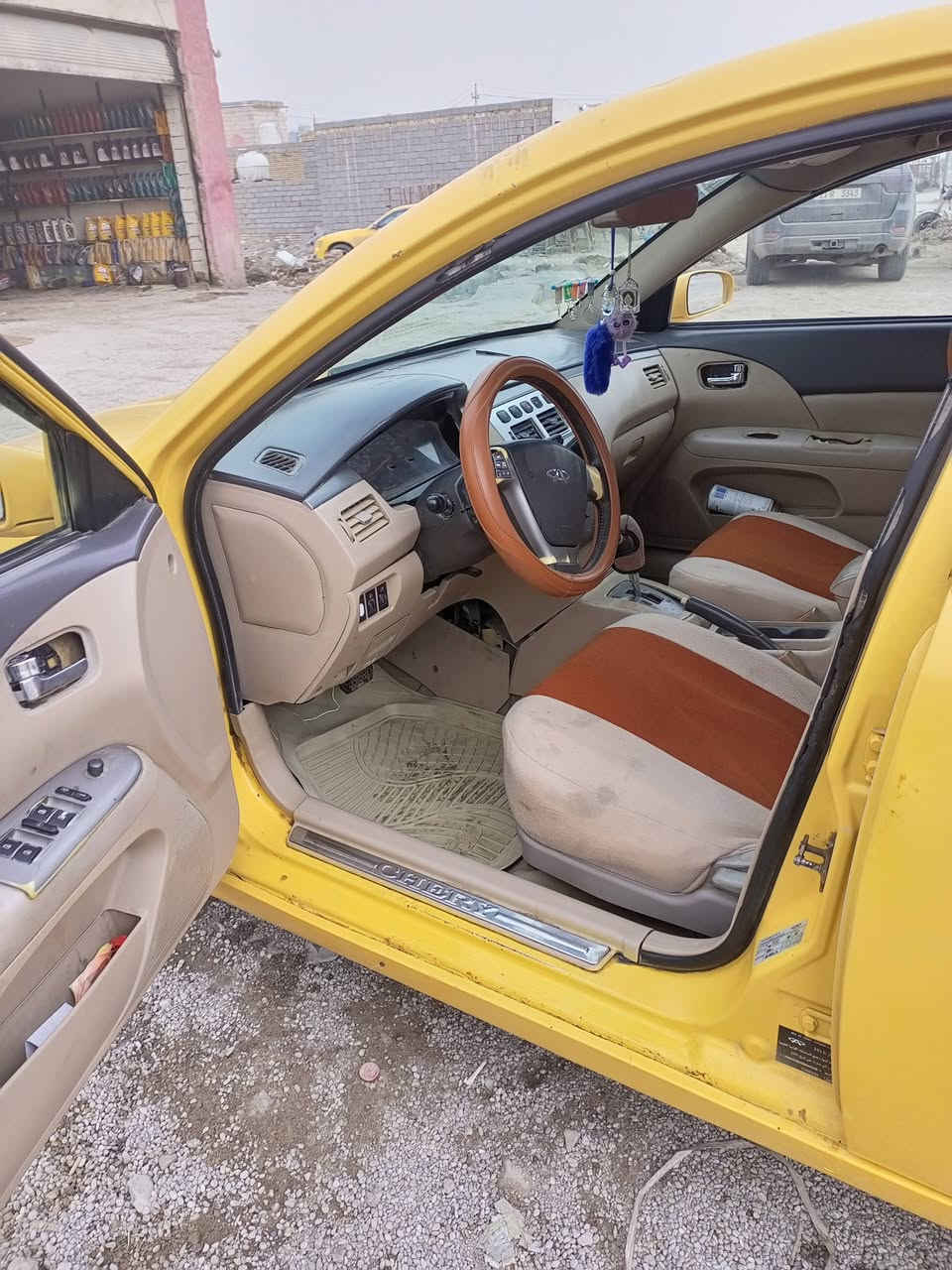 سلام عليكم سياره شيري لبيع اي فايف موديل 13رقم قادسيةمحوره مكينه كورله  السعر 35وبيه مجال الاستفسار *********** بي واتساب الناصريه حي سبل مرواس حسب قناعه مصفره هيئه وغرامه نداور ثاني يوم
