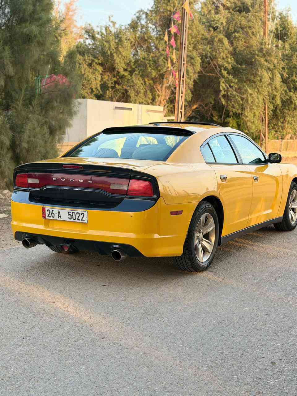 السلام عليكم
جارجر  موديل 2011 رقم صلاح الدين انگليزي تحويل مباشر
 ضررها گص الجاملغ الخلفي چهت العبري 
گير مكينة  اكسل حدادية خير من الله  تخم تاير 
السيارة خطها بغداد .حي  مكان السيارة واسط قضاء الحي
السعر 125 وبيها مجال 
للاستفسار ***********
