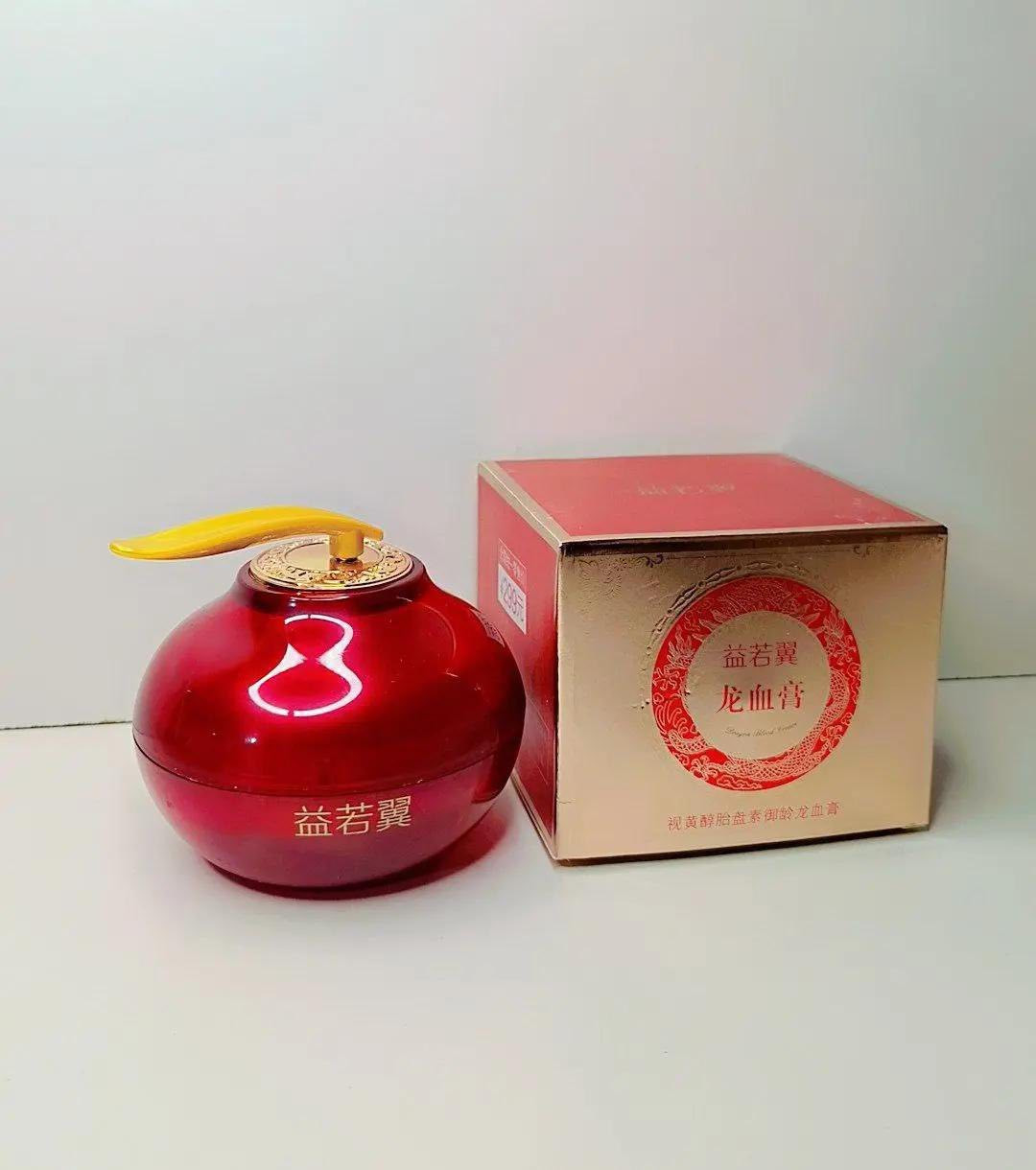 #العناية_بالشعر #شعر_حرير #زيوت_طبيعية #منحف #مسمن #مكبر #ميكب #عطور #اجهز #اليزر 
✅تتوفر الدينا جميع المنتجات الاصليه ✅💄🫦💅🏻👩🏼😍
توجد خدمه توصيل 🔴
للتواصل عالخاص ✅


**إذا كنت صاحب هذا الإعلان وتريد حذفه لأي سبب، رجاءا أرسل رسالة إلى الدعم الفني**