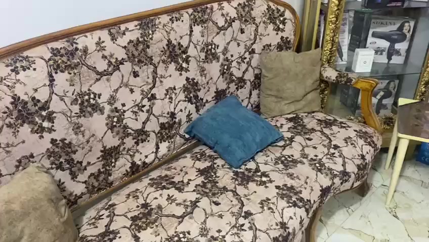 سلام وعليكم مكتب كامل للبيع كله ينباع مو قطعه قطعه ليحب يفتح مكتب يفيده


**إذا كنت صاحب هذا الإعلان وتريد حذفه لأي سبب، رجاءا أرسل رسالة إلى الدعم الفني**