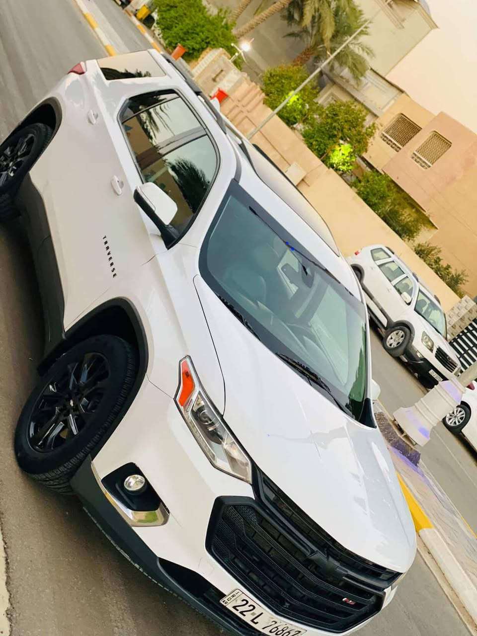 شوفرليت أترافرس 2021 فئه Rs
أمريكي ضرر جداً خفيف ماشيه 37الف ميل 
فول موصفات نضيفه جداً
5كامرات
كشنات جلد تحكم تدفئه 
فول تحكم أستيرن معه هيتر
3 قطع تبريد 
بنوراما 
فور ويل 
جنطه كهرباء اشاير مري
نقط عمياء حساسات أمامي خلفي رادار 
مانع تزحلق اوتو هولد 
وبعد بيه هواي موصفات 
الاستفسار ..***********
عنوان كوت مركز الكوت 
سعر 245$وبيه مجال
