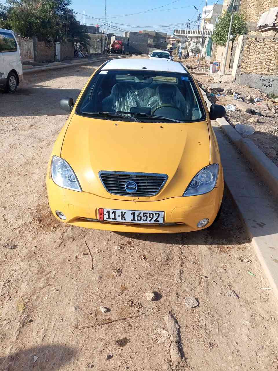 سلام عليكم طيبه موديل 2017 كير مكينه شواصي خير من الله كهربائيات كله شغاله شاشه حداديه 80 بل ميه بنيد مبدل وبيه باردات بصيطه السياره بسمي الهزه جديده رقم هيئه وغرامه مصفره السعر 40 وبيه مجال المكان حله مقابيل المرور الاستفسار ***********
