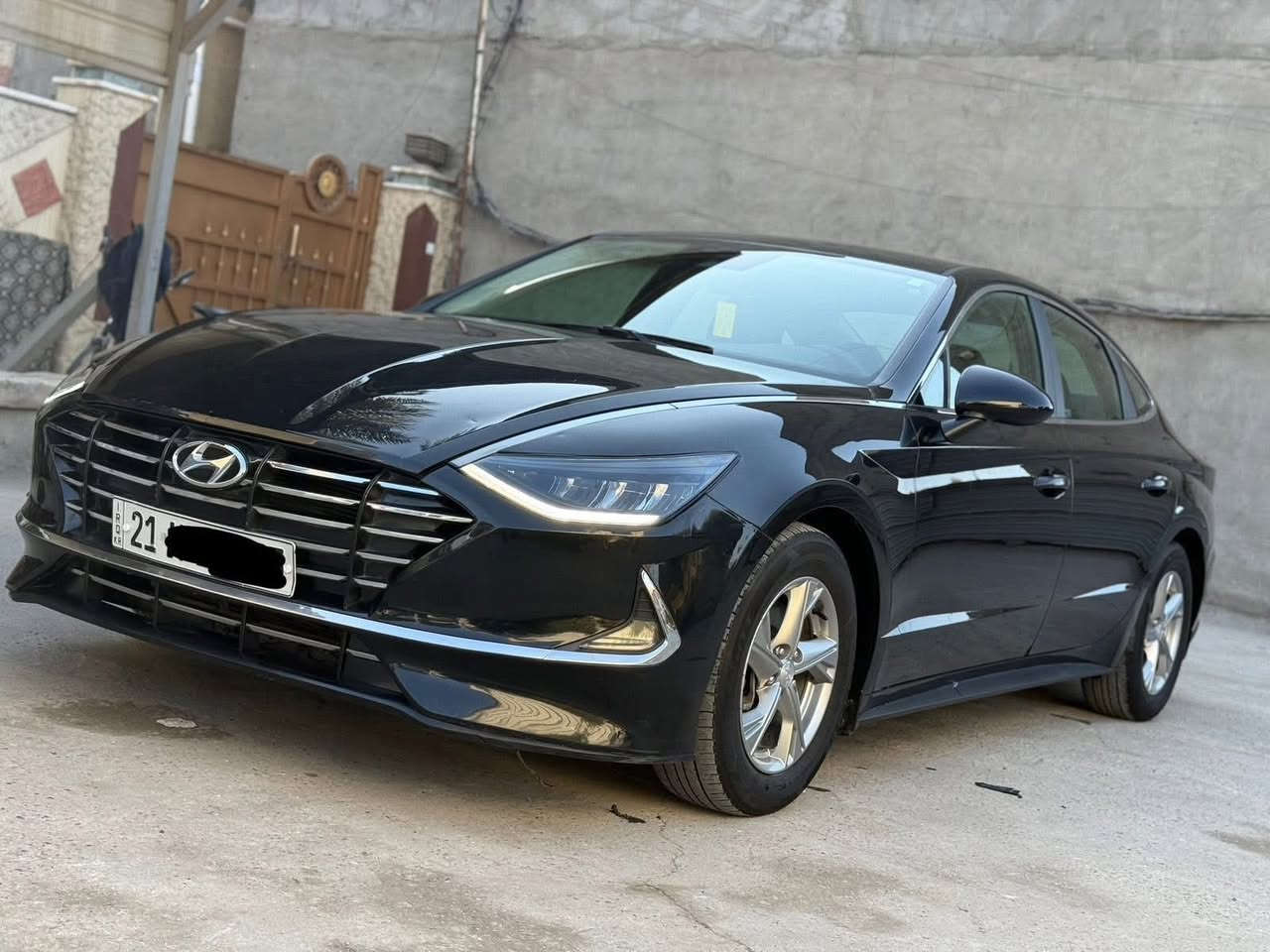 ا
يا الله 
سوناتا 2021 سيارة كلش نظيفه
ماشية 48 الف
 0772 161 6628‬
محرك 2500 الجبير المرغوب 
شاشة جبيرة كامرا دوراه
4 وضعيات قيادة
هاندبريك بصمه
صندوك بصمه
اوتو هولد
اوتو ستوب
تحديد مسار 
تحكمات ستيرن
رادار 
باقي المواصفات معروفه 
سعر 142$ بيع او مراوس بيها مجال قليل 
ايرباك ستيرن فقط وراجع سستم اصلي
محرك كير صدر لغود شواصي كلها كفاله
مكان سيارة بغداد السيدية
