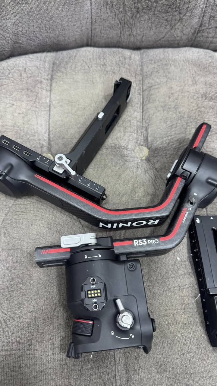 ‏ رونين
Pro كومبو للبيع إضافة 95% 100 سعر 750 موبايل ***********
