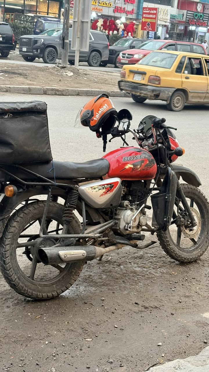 بوكسر للبيع موديل 21 لو 22 مادري مرقم سنوية واجازة السعر مليون ونص مكان بغداد الطالبية فلكة 83 الرقم للاتصال وتساب ***********
