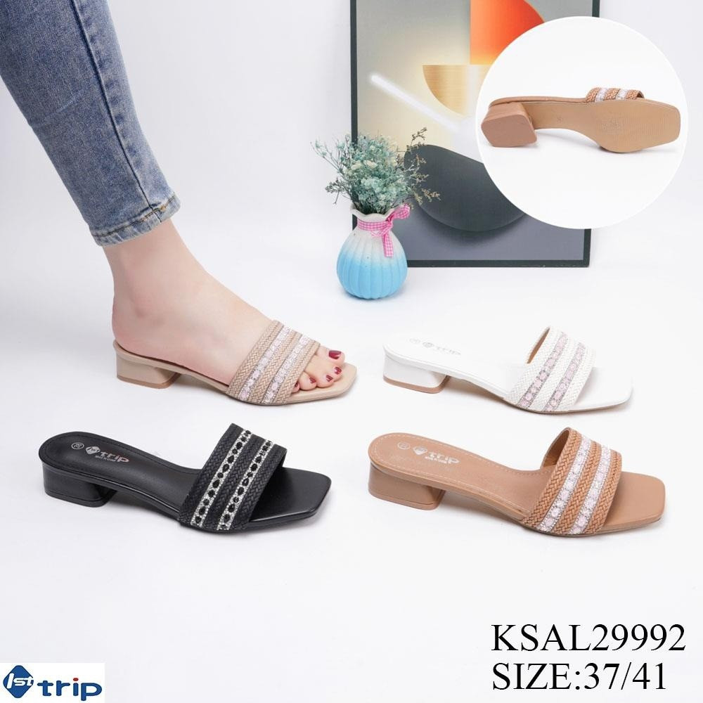 سلسبيل للاحذيه او الحقائب 
شحاطه افلات +كعب 
السعر 10.000
يوجد خدمة توصيل 
العنوان بغداد المحموديه شارع للمركز قصيريه الخياطات مقابل ازياء النور التركيه


**إذا كنت صاحب هذا الإعلان وتريد حذفه لأي سبب، رجاءا أرسل رسالة إلى الدعم الفني**