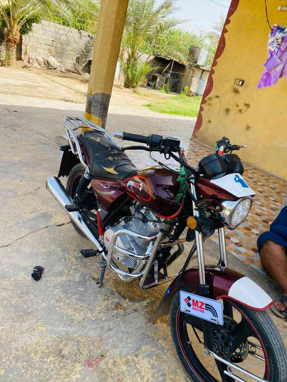 سلام وعليكم دراجه mz موديل 20 محرك 23 مقفول متصرف عليه ربع السعر مليون وميه بي مجال بصيط ***********

