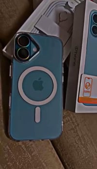 آيفون ١٦ • بطارية ١٠٠% • كركوك دوميز