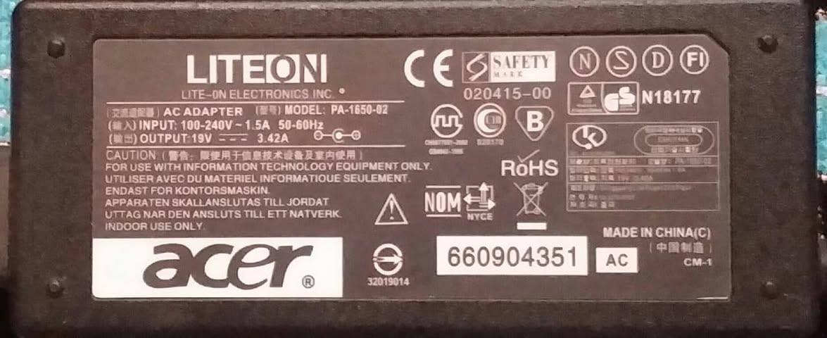لابتوب ACER
المعالج cor i 5 
المواصفات بالصورة ..
*بدون هارد
* بعض المفاتيح لا تعمل 
*الباقي شغال كامل


**إذا كنت صاحب هذا الإعلان وتريد حذفه لأي سبب، رجاءا أرسل رسالة إلى الدعم الفني**