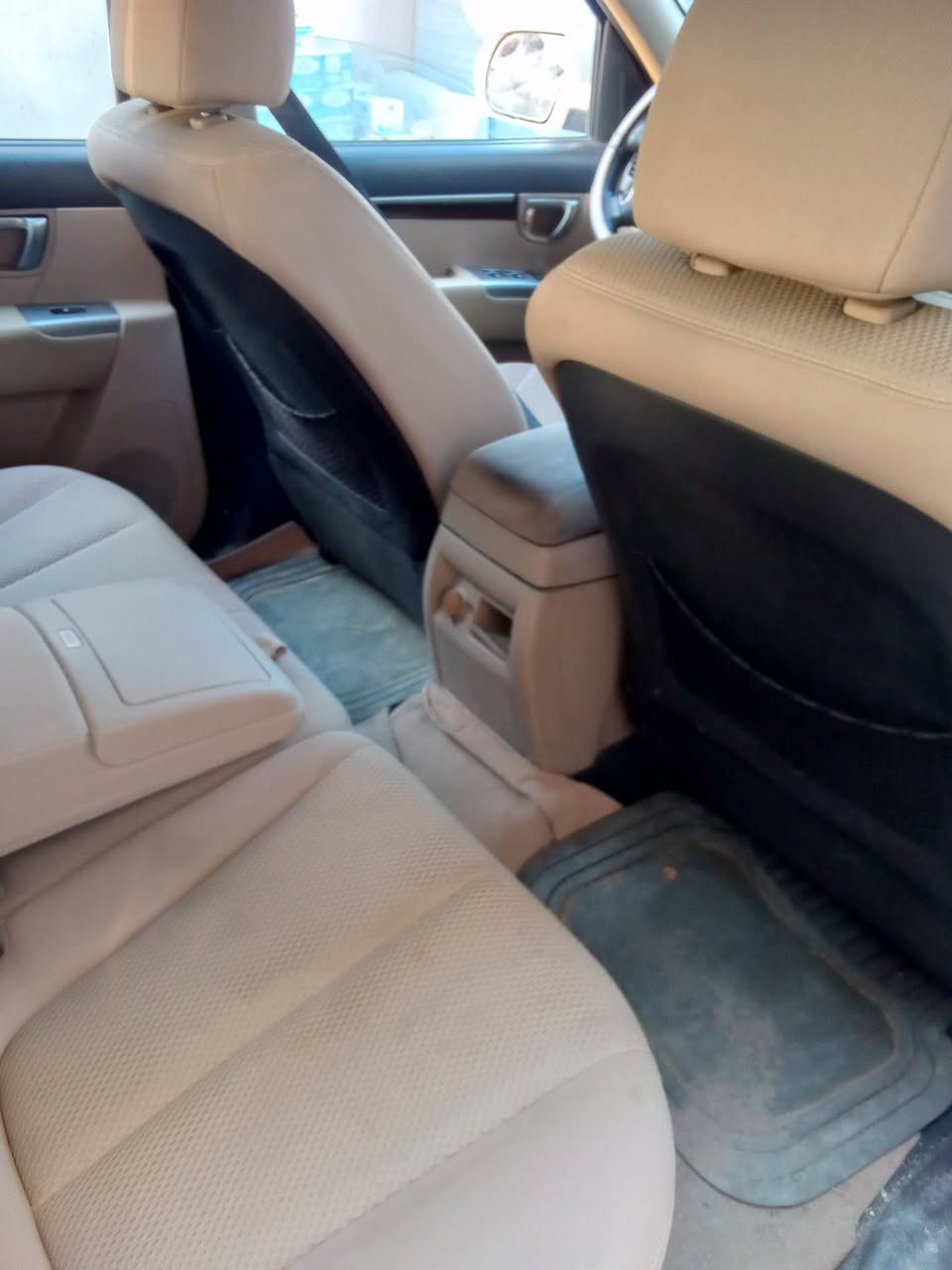 سلام عليكم للبيع سنتافية موديل 12 رقم بغداد باسمي سنوية لغاية 30 العنوان بغداد  كاظمية سعر 155 وبيه مجال أي استفسار هذا رقمي ***********
