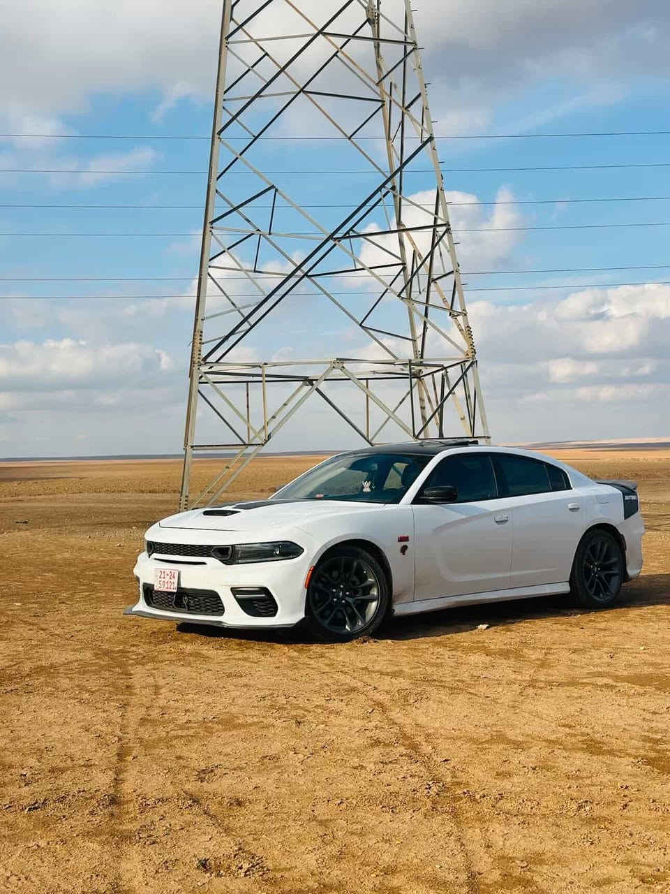 سلام عليكم من الادمن اخوني حبايبي اقرأ المشنور وبعدين علق او راسلني جاجرRt2023 ماشيه8000km السيارة تشك الكاع محرك8 سلندر 6000 السياره احلى من الصوره بالف مره 
موصفات السياره:
كشنات تبريد + تدفيه + ستيرن تبريد تدفيه ❄️❄️
تشغيلن عن بعد🔀🔀
السياره بصمه 
شاشه جبيره
كامره360
كامره خلفيه 
والسياره مكفول من كلشي من الوكاله احسب روحك مشتريها 
رقم الشاصي 2C3CDXCTXPH599290
الخاص مفتوح واليحب يتواصل اكثر ويعرف اكثر(***********) (+964 770 091 4789) 
ارقامي بي واتساب 
وتحياتي
