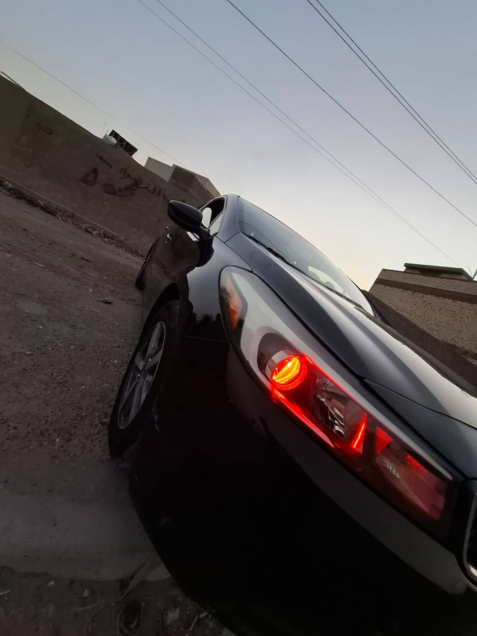 السلام عليكم 
كي فورتي مكينه ٢٠٠٠ دوش 
موديل 2017 ماشية 147.  ( مكان سياره الدوره شارع60)
جاملغ خلفي صبغ 
قبغ جنطة مبدل سونار بالمنشور 
السعر 125 وبيه مجال رقم ***********
