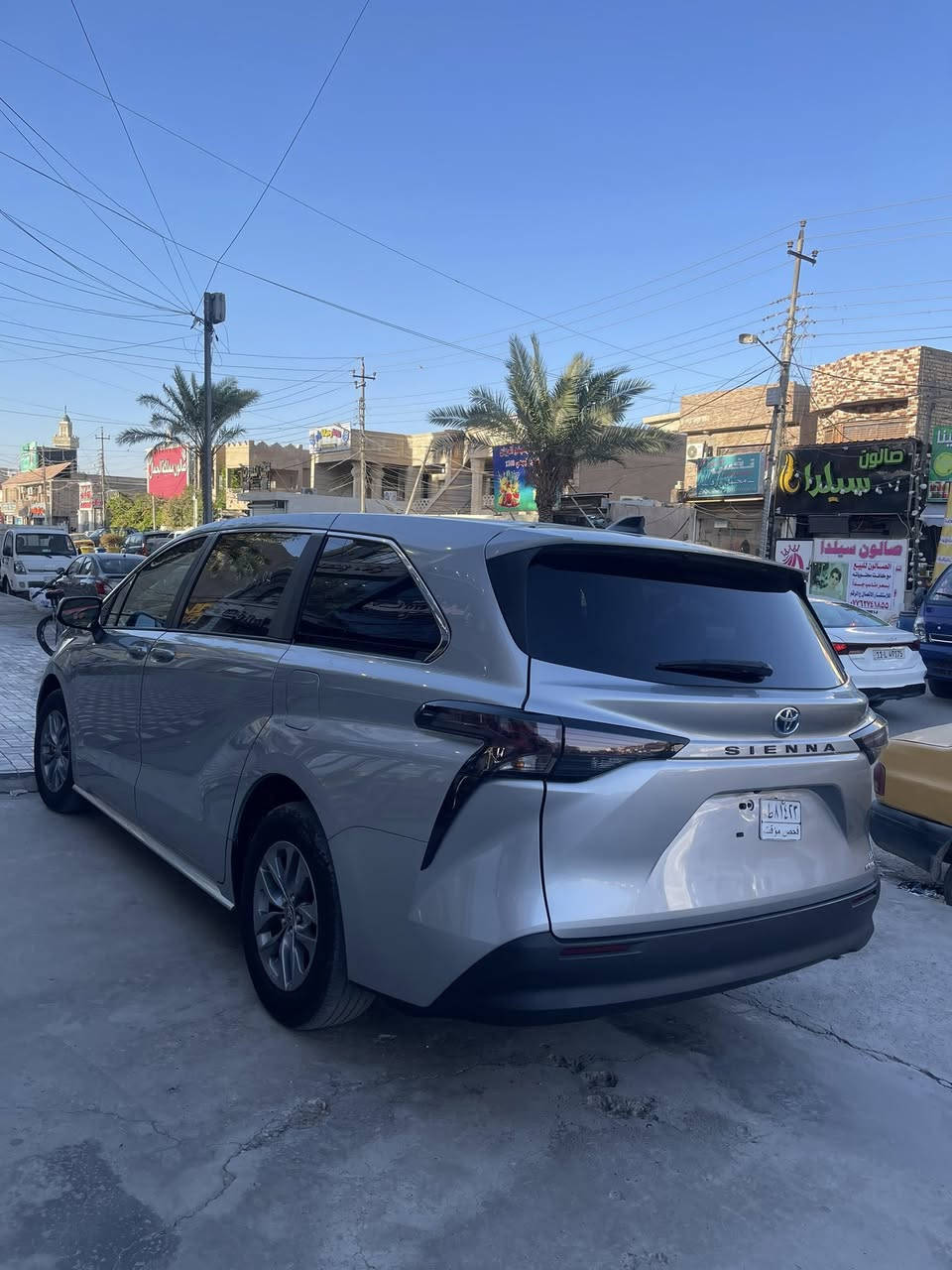 السلام عليكم تيوتيا سينا موديل 2024 
بدون ايرباك مرقم بغداد ب اسمي 
حادثها كلش بصيط خشم البنيد 
شواصي لغود مكفوله
***********
