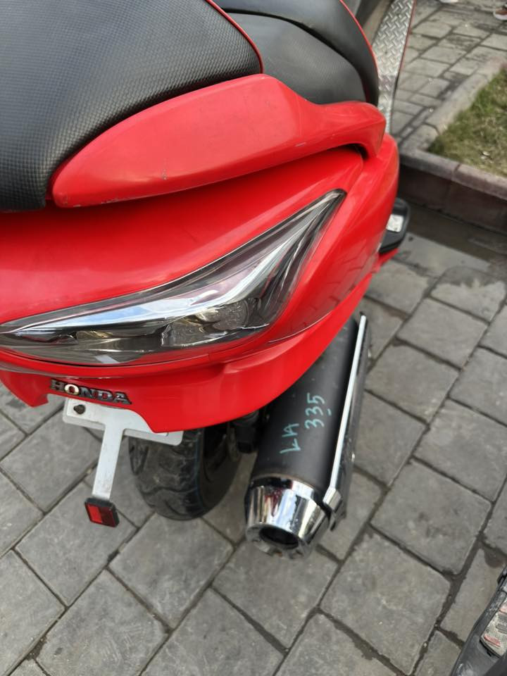 السلام عليكم فورزه بصمه جديده
دراجه فورزه بصمه جديده بل كارتون دراجه بحالت الوكاله فول دراجه كلها بلاديه اي نقص مبيها دراجه شلعه ومعدل كلجات فول دراجه لون مميز كلها مسستمه مضخم شغال اورق كامله كتلوك ورقت مزادها بصمتين دراجه مال جناي ابد ممتعوبه  دراجه مماشيه هواي شي قليل ماشيه مكفوله كفاله عامه من صبغ ومن الفتح دراجه بحالت الوكاله 

شراي يتصل ‭٠٧٧٢ ٥٣١ ٣٧١١‬
