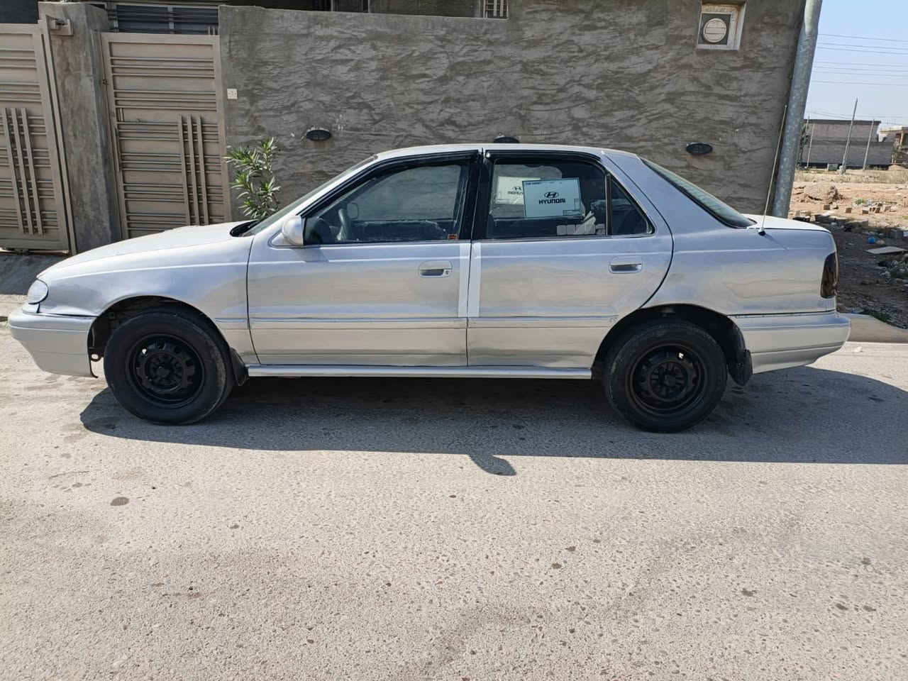 سلام عليكم للبيع النتره دمعه موديل 93مكينه مفتوح كفاله صدر جديد تخم تاير جديد منضومه تبريد كامله سياره كلش حلوه وجديده سنويه مجدده ل30سياره كل نقص مابيها السعر22وبيها مجال بسيط العنوان ديالئ بلدروز لاستفسار ***********
