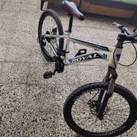 بايسكل للبيع حجم 26 سعر 45 وبي مجال العنوان بغداد السكان رقم 077428071...