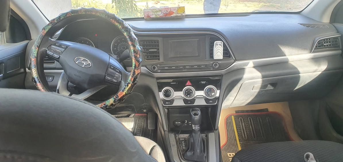 النترا موديل 19امريكي حادثهه تبديل بنيد مكينه كير مكفولات رقم بابل تحويل ثاني يوم 
مكلف بلنشر رقم صاحب السياره ***********
السعر130وبيها مجال
