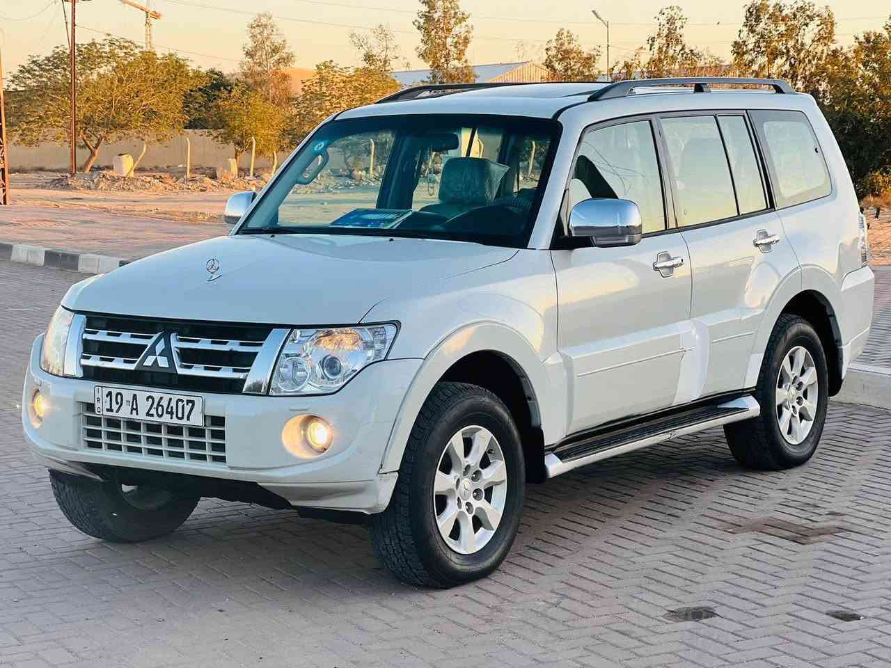 سلام عليكم باجيرو 2014 حبتور  خليجي رقم كربلاء الدولي مشروع وطني تتحول بكل المحافظات 
فول مواصفات حبتور سته سلندر سبعه راكب ثلاثه قطع تبريد مركزي شاشه كار بلي كشنات جلد كشنات كهرباء تحكمات ستيرن جهتين مري شفط إشاره بل مرايه ثلاجه تبريد نظام دمام كبير فوريل تبريد لمس وبعد بيها هواي مواصفات معروفه 
كير محرك تبريد تخم تاير حداديه كلها جديده وخير من الله 
ماشيه 99…Km حقيقي اصل 
مكان سياره كربلاء إلمقدسه 
رقم الهاتف‭…0770 730 3729‬
سعر 158…
ملاحظة غير متوفرة حاليا على الفيس بوك كربلاء, العراق
