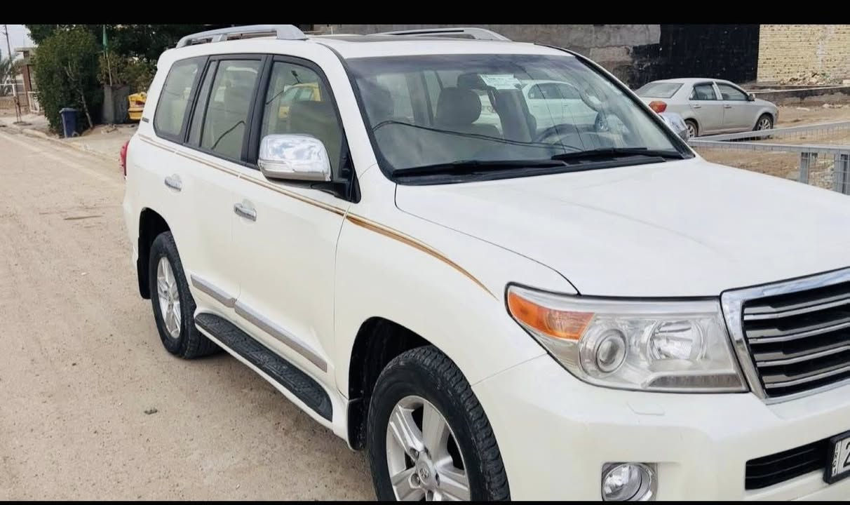 السلام عليكم 
للبيع او المرواس 
لاندكروز بريم 2015 8سلندر مكينه 4600
فول موصفات ماشيه 150 ألف 
مكفوله كفاله عامه عدا بارد بالجاملغ الأيمن فقط 
رقم أربيل تحويل مباشر 
السعر 380 
مكان السياره بغداد ***********
