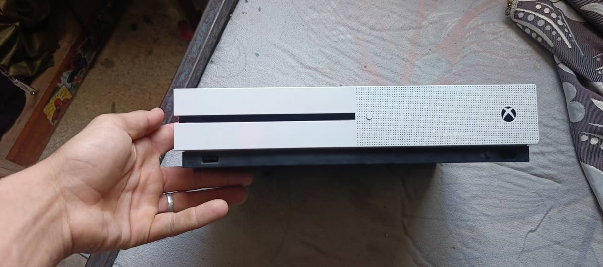 اسلتم وعليكم (XBOX 1S) (ذاكره 1 تيرا) للبيع 200 الف وبي مجال مكاني بغداد فلكة سلمان باك


**إذا كنت صاحب هذا الإعلان وتريد حذفه لأي سبب، رجاءا أرسل رسالة إلى الدعم الفني**