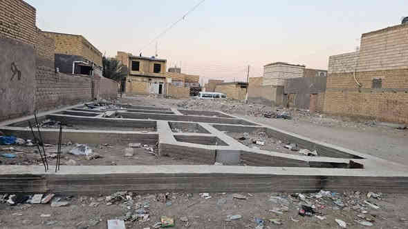 بتلو لبيع مساحة ٢٢٠ ناحية الفضليه وره طفاء مال فظليه طابو صرف سعر ٤٨ وبي مجال قليل خدمات ماء كهرباء شارع مجاري قريب عله مدرسة صيني تصال عله رقم *********** وتصال عله واتساب
