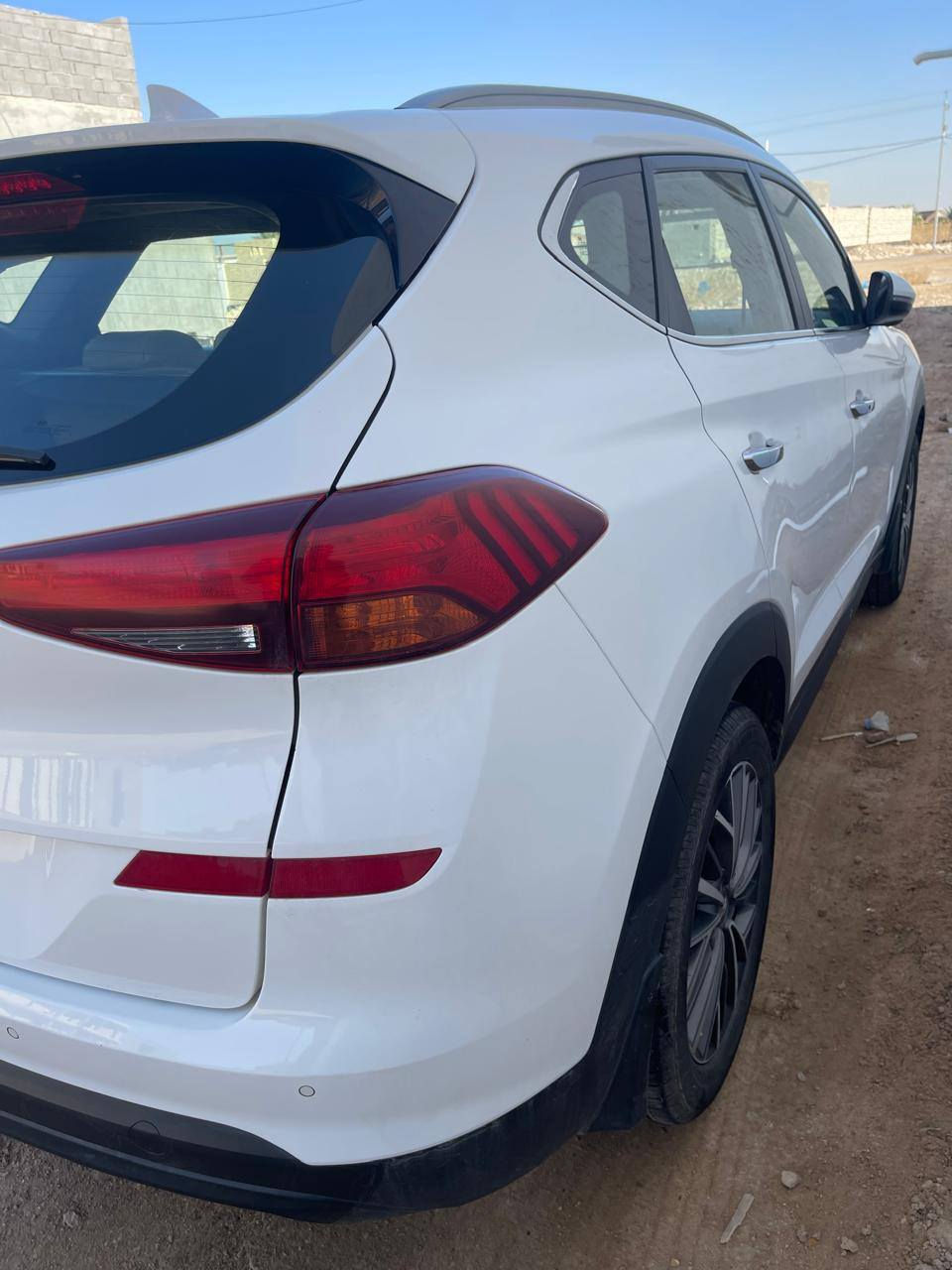 توسان خليجي 2019
ابيضّ 
رقم بغداد 
مكفول 
ماشية 116 
بصمة 
مري شفط 
أشاير بالمري 
كرسي كهرباء 
مثبت سرعة 
حساس 
كاميرا خلفية
السعر 210
***********
مكان السياره فلوجة
