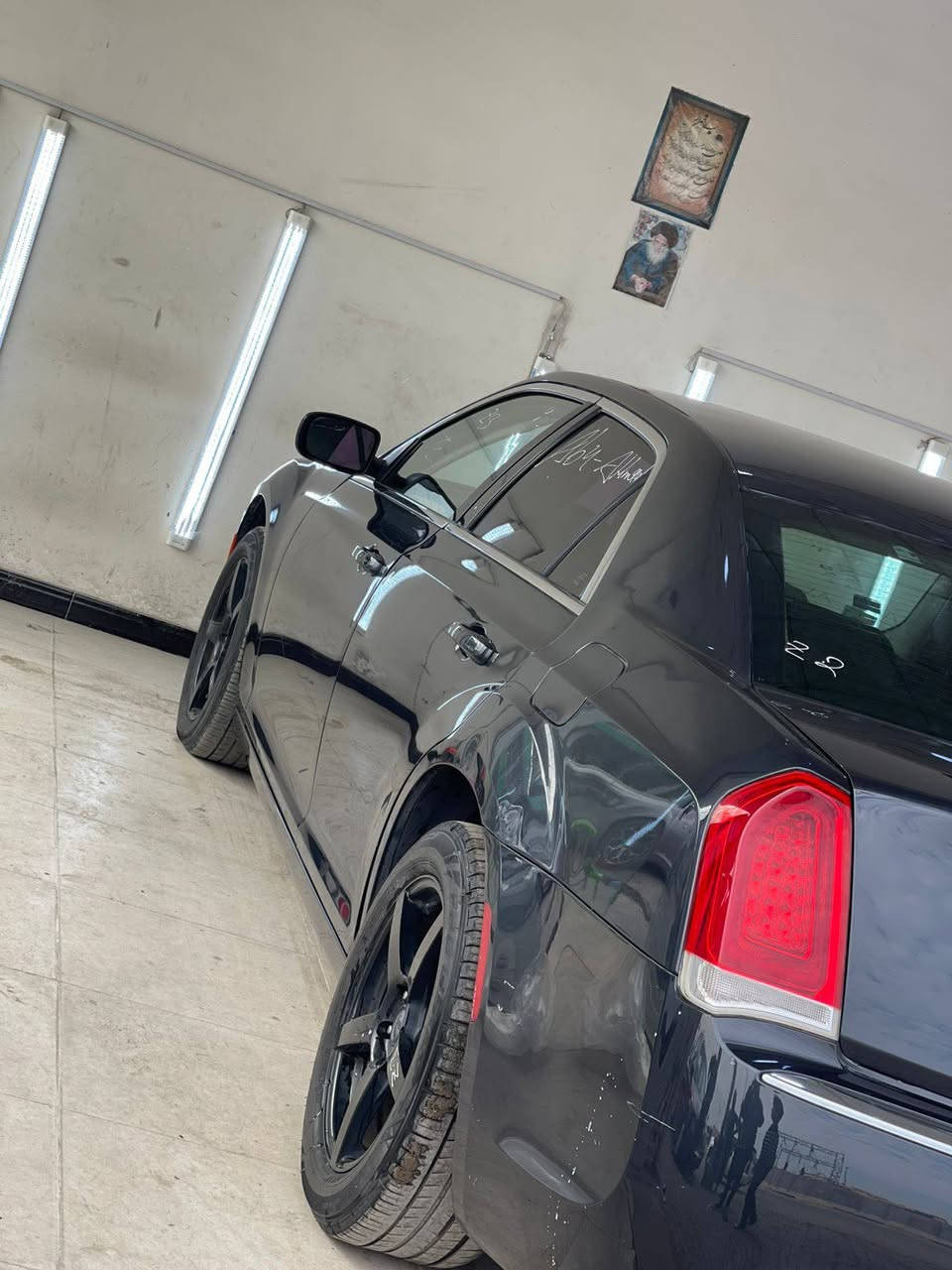 سلام عليكم أوباما ادوات ادوات كصه جنطه فقط شغل درجه اولى  2016اصل الاصل
مكينه 3600 سته اسلندر 

مكينه وكير وحداده بلكارتون كفاله السرقه والعشائر وضربه 

كشنات كهربائيه شاشه كبيره كامره دواره تحكم ستيرن ستيرن كهربائي   

السعر 72 وبيه مجال للطيبين ✅✅***********
