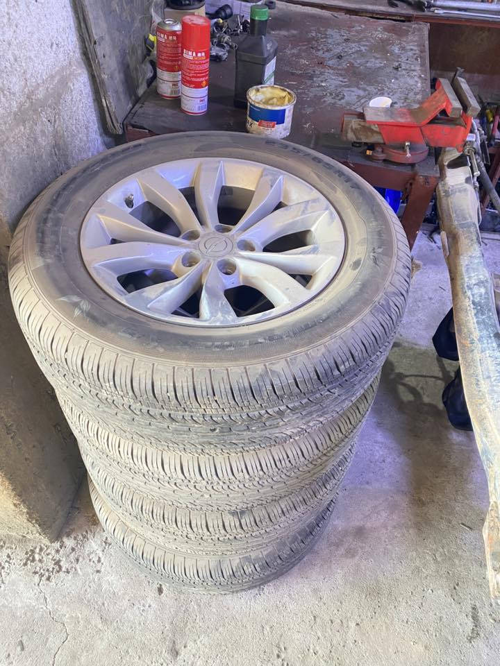 خوان هذن للبيع اليفيدنه يتصل ***********وما نختلف عالسعر
