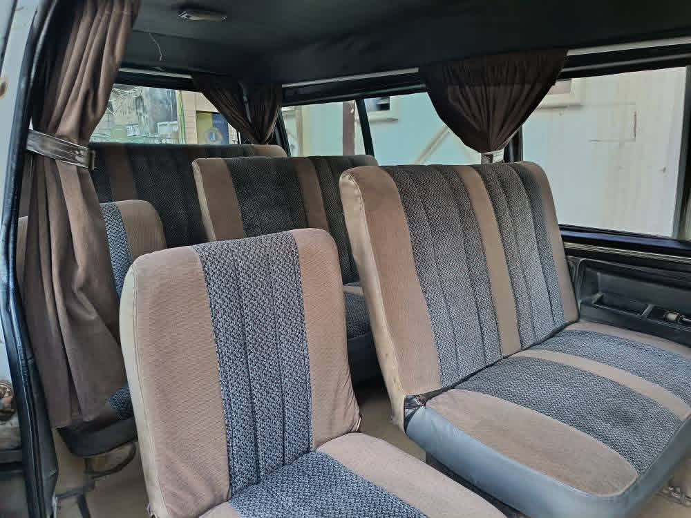 سلام عليكم هونداي للبيع سعر 60وبيهه مجال تفاصيل الكيه مكينه وكير 2700 كاز تخم تاير حداديه كهربائيات خير من الله هيئه ومرور مصفره مامطلوبه موديل 2000    ***********
