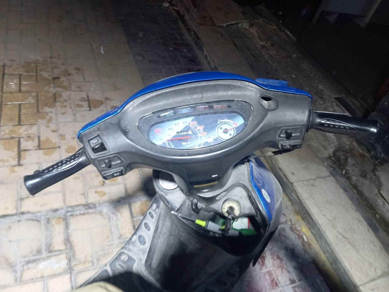 كامكو خير من الله شلعه ومعدل كهربائيات ومحرك كلشي بيها مگفول خير من الله
رقمي *********** واتساب بس موجود او خاص سعر 700
