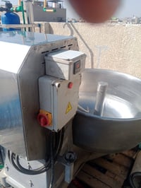 مره خصه الادمن عجانه حجم 100 كيلو تركيه مال بورصه اصليه مشتغله فقط شهر...