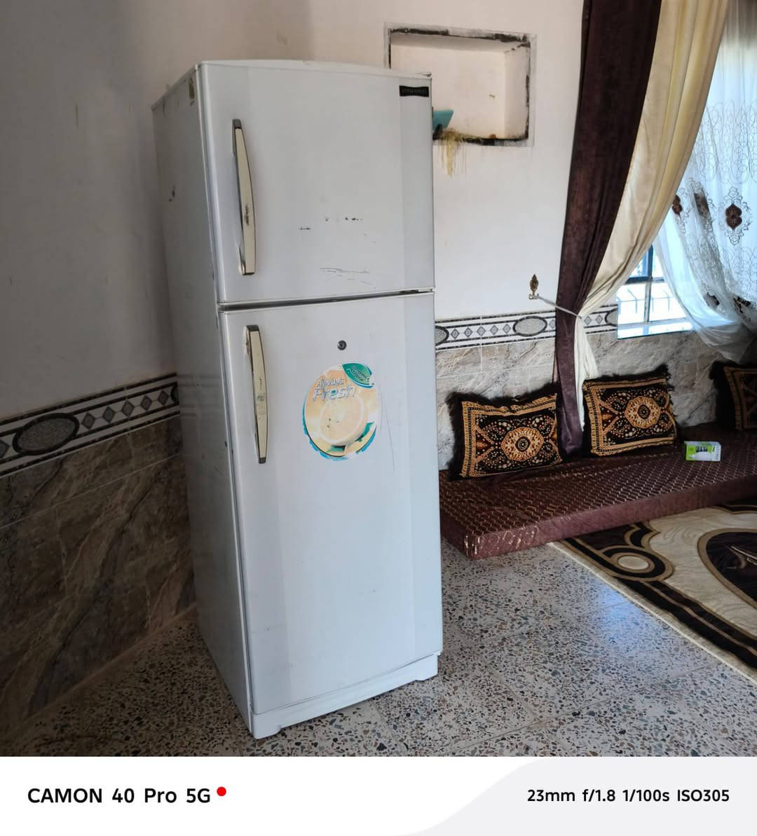 ثلاجه كونكرد شرط التجميد للبيع سعرها 200وبي مجال للاستفسار اتصل ***********
