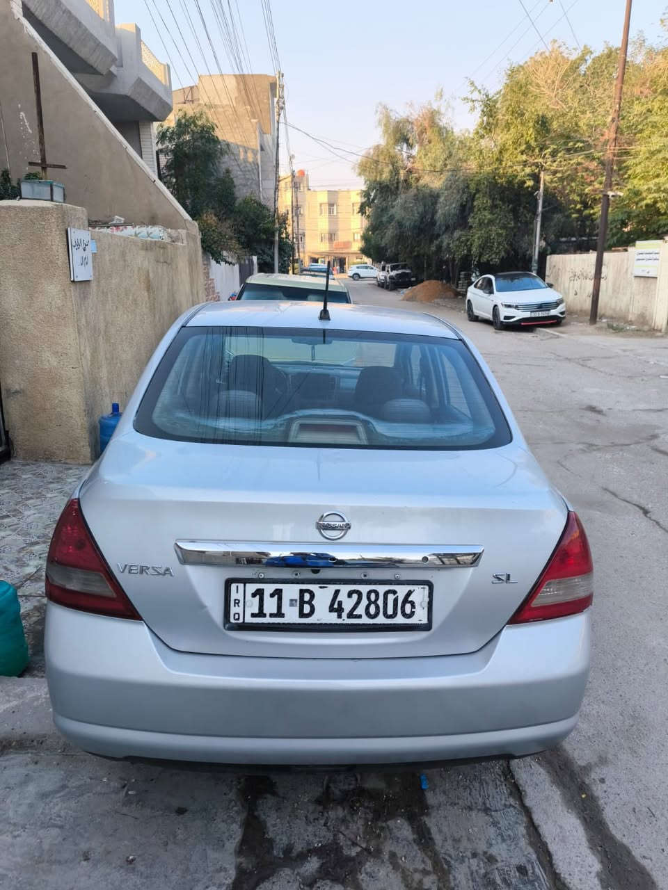 فيرسا 2008
امريكي صندوق
محرك جديد
جامات دكم
بصمة
شاشه
كاميرا
تحكم ستيرن
كروز
داخل مخمل غرفتها حلوة
كير محرك وتبريد كلش زينات
و صدر بدلته كامل ودبلات جدد 
رقم بغداد انكليزي
السعر 73 ورقه وبيها شويه مجال
للاستفسار 
***********
